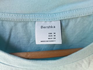 Camiseta gráfica REVERT