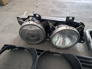 Despiece BMW E32 Faros y Parrilla