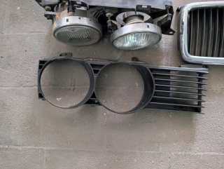 Despiece BMW E32 Faros y Parrilla