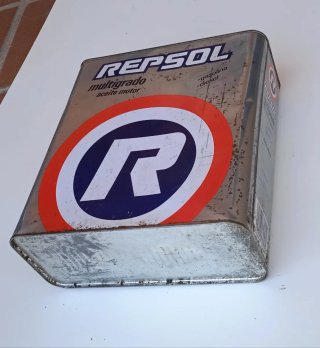 Lata Repsol