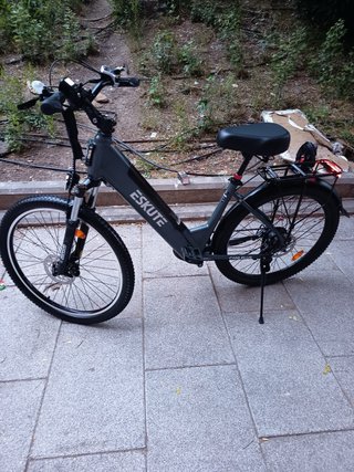 Bicicleta Eléctrica Eskute Gris