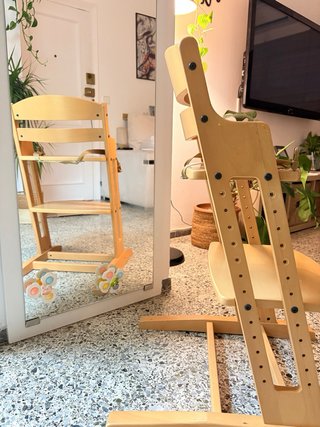 Trona de madera para bebé