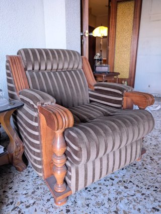 2 Sillones de Tela y Madera