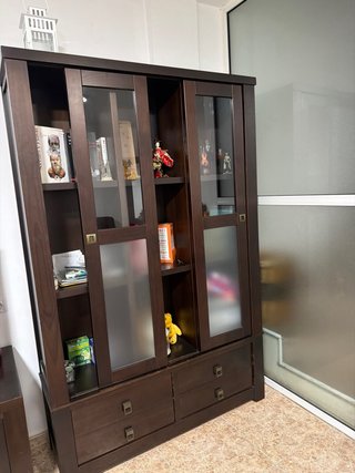 Mueble de salón de madera