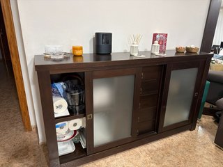 Mueble de salón de madera