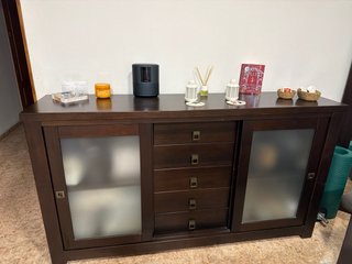Mueble de salón de madera
