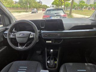 Ford Tourneo Courier 2024