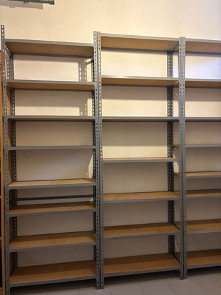 Estanterias metalicas, baldas de madera