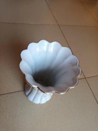 Jarrón de porcelana EME pintado a mano