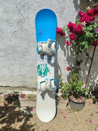 Tabla de Snowboard con Fijaciones