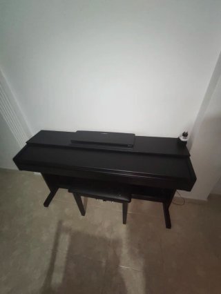 Piano Eléctrico Yamaha Negro