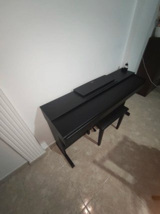 Piano Eléctrico Yamaha Negro