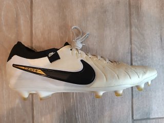 Botas de fútbol Nike Tiempo