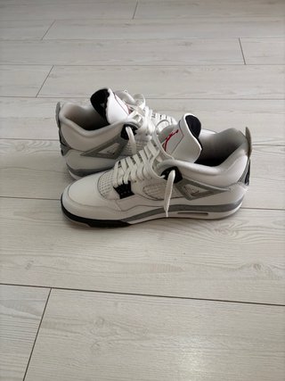 Air Jordan 4 Retro: Summit White/Fi 10.5/44,5