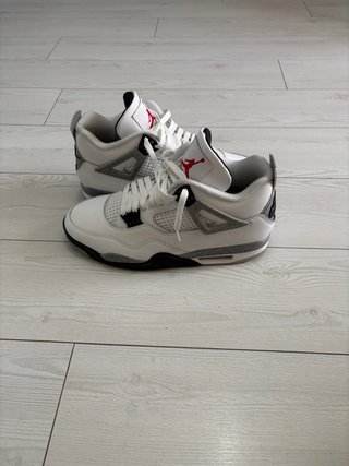 Air Jordan 4 Retro: Summit White/Fi 10.5/44,5