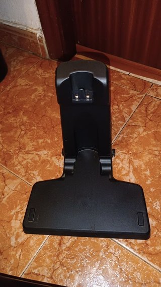 Escoba Aspirador Taurus Guzzler 29.0