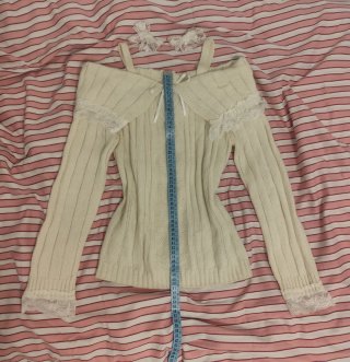 Jersey crema punto con encaje y lazo