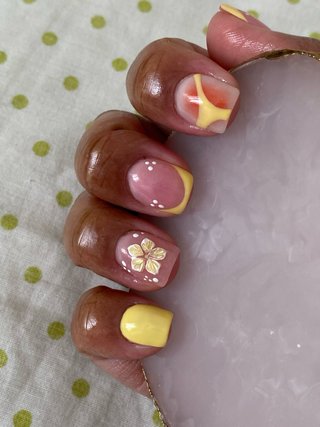 Manicurista colombiana a domicilio