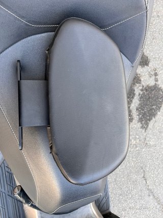 Kawasaki J300 Maxi Scooter Negra y Verde