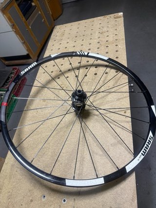 Rueda trasera Sram 26 disco