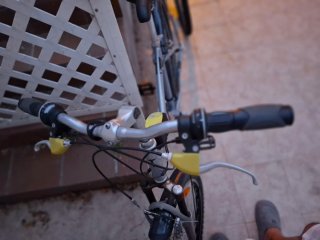 Bicicleta B'Twin plateada