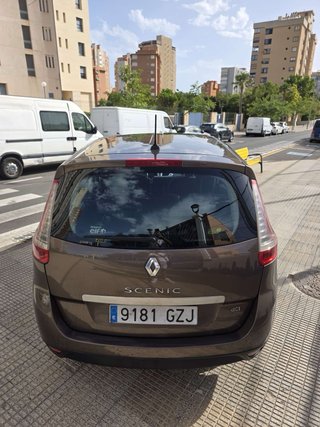 Renault Grand Scenic 2011