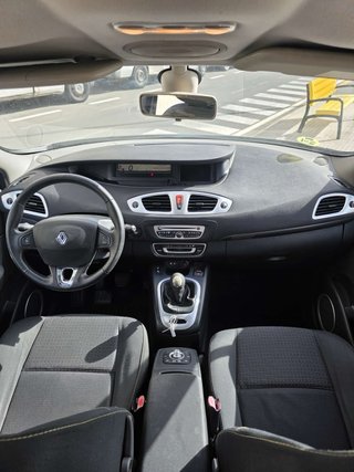 Renault Grand Scenic 2011