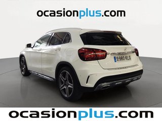 Mercedes-Benz GLA 200 115 kW (156 CV)
