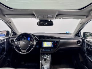Toyota Auris 1.8 140H Advance Touring Sports