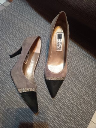 Zapatos Antonio Parriego Tacón Gris y Negro