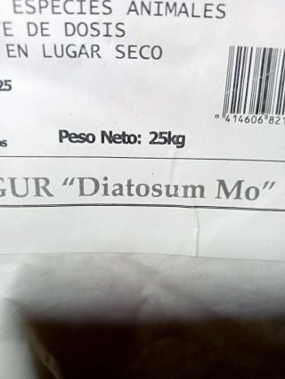Tierra de Diatomeas y Planta Frambuesas