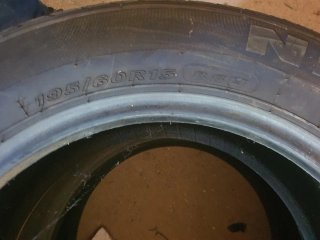 Neumático Nexen 195/60 R15
