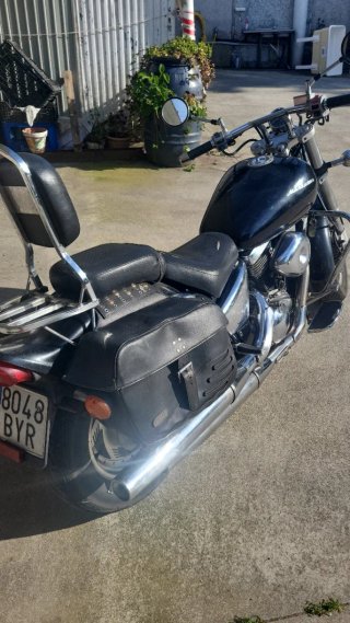 Suzuki Marauder 800 VZ Negra