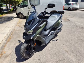 Vendo Kymco DTX 360 de 125cc. Siempre en garaje.