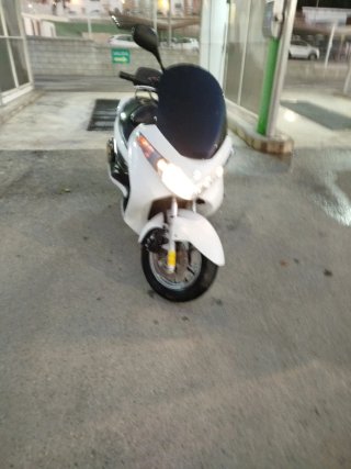 Suzuki Burgman 125cc Blanca