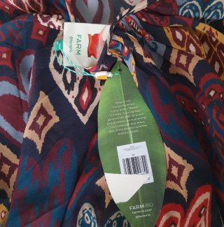 Blusa Farm Rio nueva.