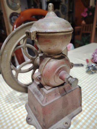 Molinillo de café antiguo raro