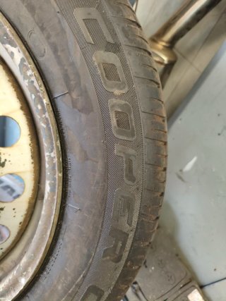 Neumáticos Cooper CST 185/65 R15 92T