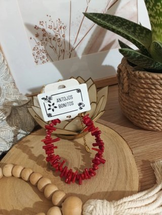 Pulsera Roja Piedras Nácar y Oro