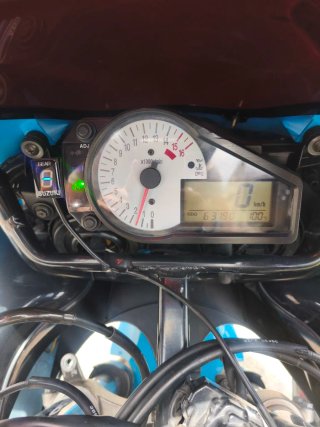 Suzuki GSX-R600 K3  (Limitada solo en papeles A2)