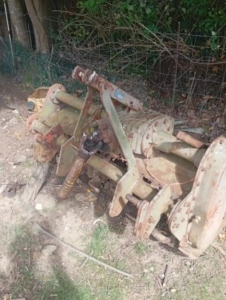 Tractor Massey Ferguson 157