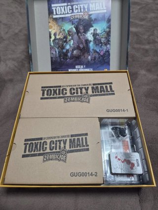 Zombicide Toxic City Mall Expansión