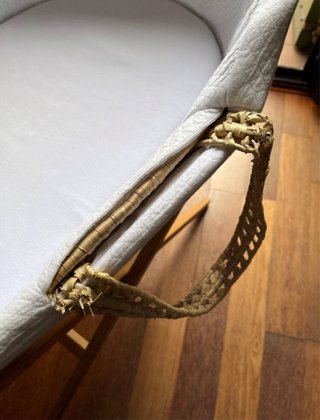 Moisés mimbre con soporte