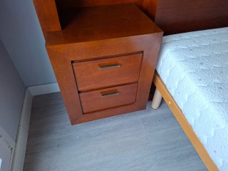 Cabecero madera 180cm con mesillas y luces