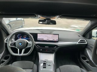 BMW 318i *AUTO* *8000KM*