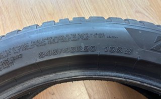 4 Neumáticos Bridgestone All Season 245/45/20 103W