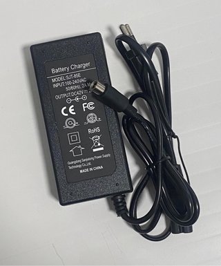 Cargador Patinete Eléctrico Xiaomi