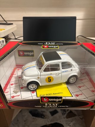 modellino auto Fiat 500 Abarth 1965 modellino 1/18