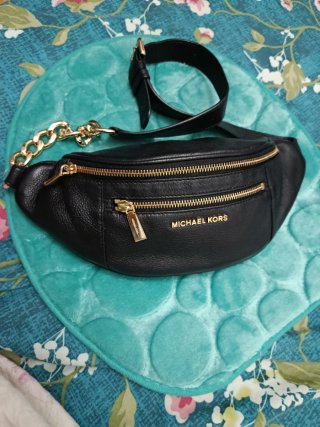 Bolso Riñonera Michael Kors Negro Piel