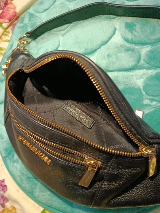 Bolso Riñonera Michael Kors Negro Piel